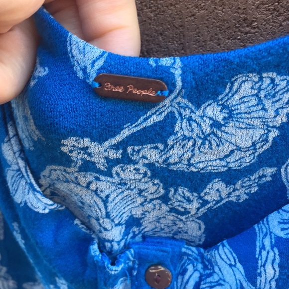 NWT. Free people cerulean floral combo blue top - Picture 6 of 9